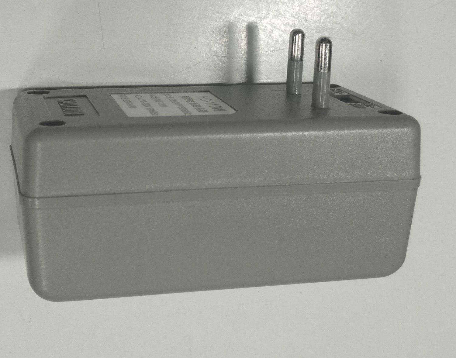 Adaptateur 220V 110V HC-110W